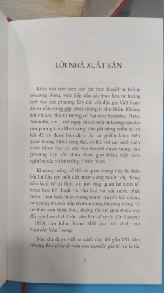 BÀN VỀ TỰ DO