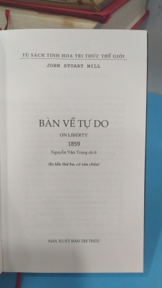 BÀN VỀ TỰ DO