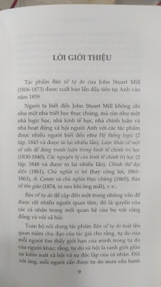 BÀN VỀ TỰ DO