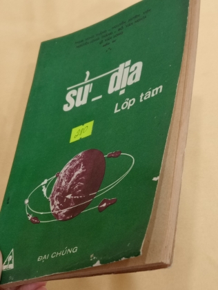 SỬ ĐỊA LỚP TÁM