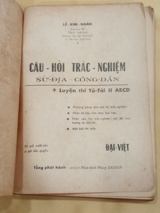 CÂU HỎI TRẮC NGHIỆM SỬ ĐỊA CÔNG DÂN