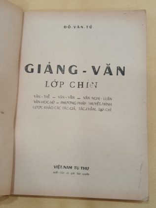 GIẢNG VĂN LỚP CHÍN