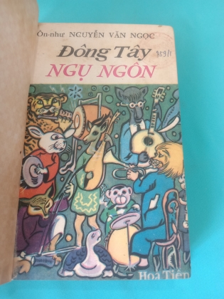 ĐÔNG TÂY NGỤ NGÔN