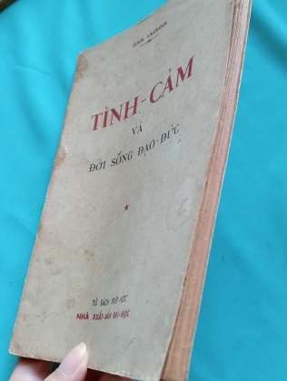 TÌNH CẢM VÀ ĐỜI SỐNG ĐẠO ĐỨC - JEAN LACROIX