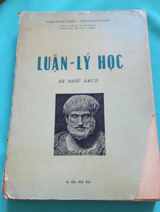 LUẬN LÝ HỌC ĐỆ NHẤT ABCD