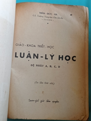 LUẬN LÝ HỌC LỚP 12 ABCD CHƯƠNG TRÌNH CẬP NHẬT HOÁ 1972