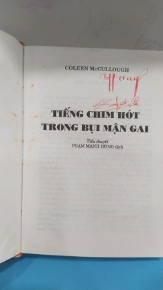 TIẾNG CHIM HÓT TRONG BỤI MẬN GAI