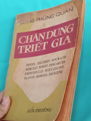 CHÂN DUNG TRIẾT GIA