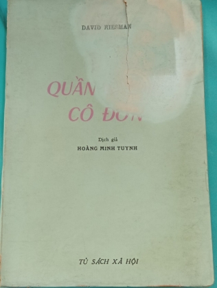 QUẦN CHÚNG CÔ ĐƠN