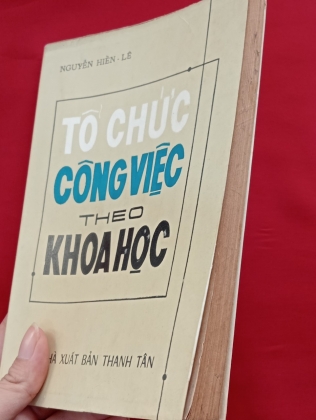 TỔ CHỨC CÔNG VIỆC THEO KHOA HỌC