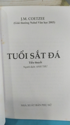 TUỔI SẮT ĐÁ