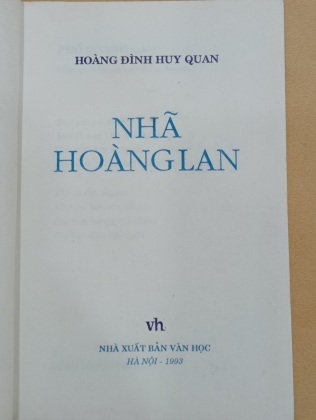 NHÃ HOÀNG LAN THƠ TÌNH