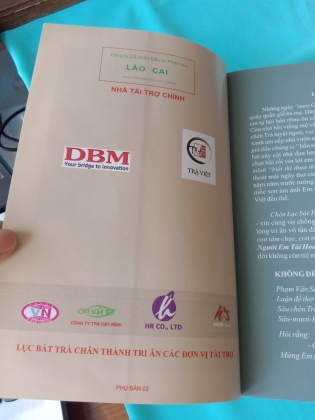 LỤC BÁT TRÀ