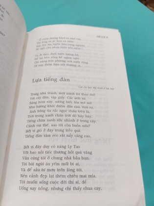 THƠ MỚI 1932 - 1945 TÁC GIẢ VÀ TÁC PHẨM