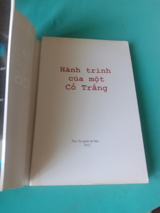 HÀNH TRÌNH CỦA MỘT CỔ TRẮNG