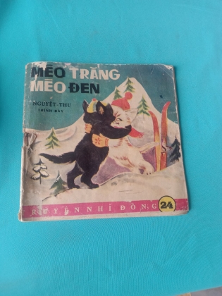 MÈO TRẮNG MÈO ĐEN