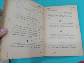 TỤC NGỮ PHONG DAO - MỘT KHO VÀNG CHUNG CỦA NHÂN LOẠI 