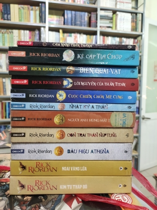 RICK RIORDAN