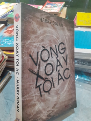 VÒNG XOÁY TỘI ÁC