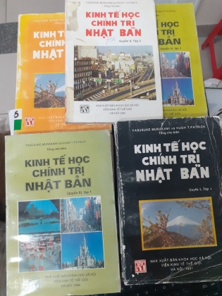 Kinh tế học chính trị Nhật Bản