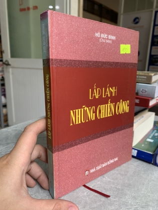 LẤP LÁNH NHỮNG CHIẾN CÔNG 