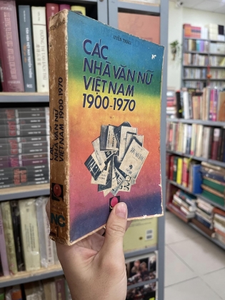 Các nhà văn nữ Việt Nam 1900-1907