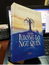 NGƯỜI KHỔNG LỒ NGỦ QUÊN