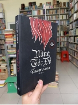 NÀNG TÓC ĐỎ