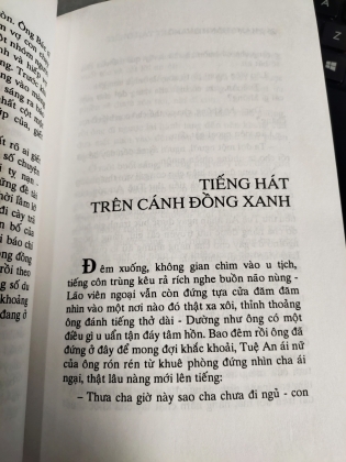 TIẾNG HÁT TRÊN CÁNH ĐỒNG XANH 