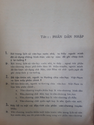 CÂU HỎI GIÁO KHOA QUỐC VĂN 