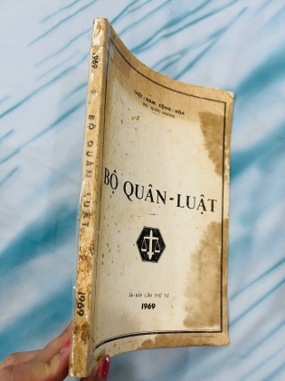 BỘ QUÂN LUẬT 