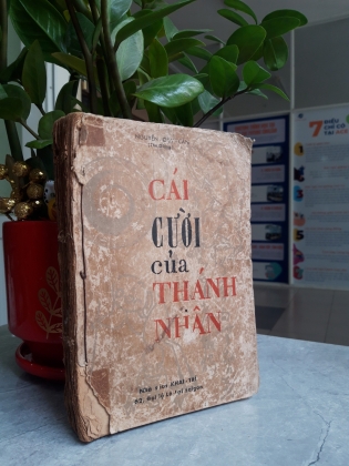 CÁI CƯỜI CỦA THÁNH NHÂN