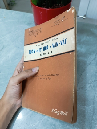 CÂU HỎI GIÁO KHOA TOÁN LÝ HÓA VẠN VẬT ĐỆ NHỊ C, Đ