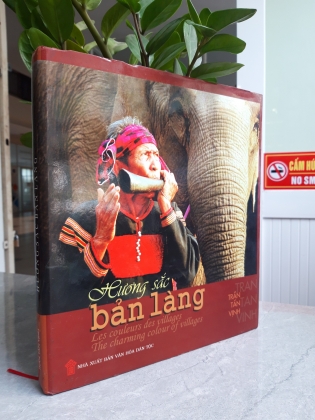 HƯƠNG SẮC BẢN LÀNG