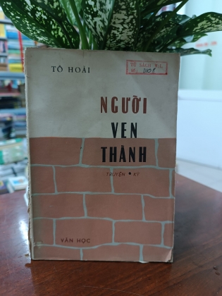 NGƯỜI VEN THÀNH