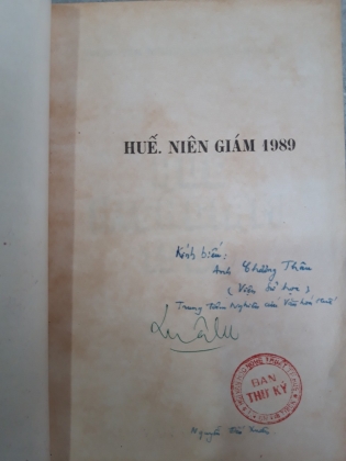 HUẾ NIÊN GIÁM 1989 