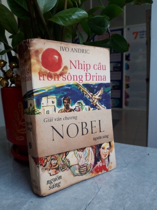 NHỊP CẦU TRÊN SÔNG ĐRINA