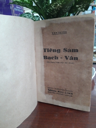 TIẾNG SẤM BẠCH VÂN