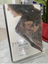 YAKUZA MOON