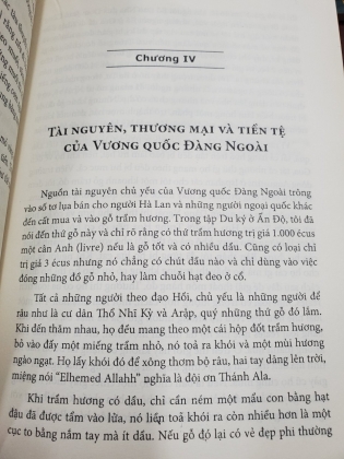 TẬP DU KÝ MỚI VÀ KỲ THÚ VỀ VƯƠNG QUỐC ĐÀNG NGOÀI