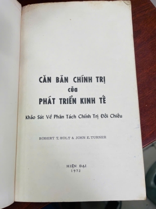 Căn bản chính trị của phát triển kinh tế