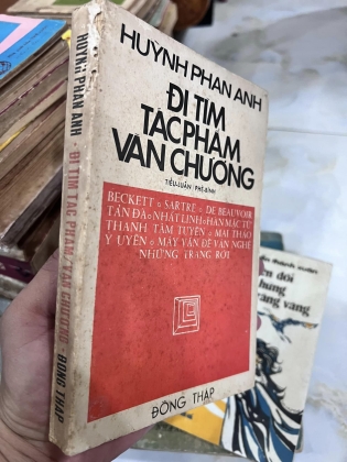 ĐI TÌM TÁC PHẨM VĂN CHƯƠNG - HUỲNH PHAN ANH 