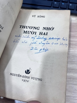 Thương nhớ mười hai - vũ bằng 