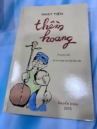 THỀM HOANG - NHẬT TIẾN