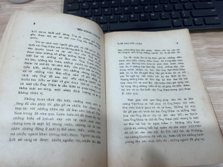 BÊN GIÒNG LỊCH SỬ - CAO VĂN LUẬN