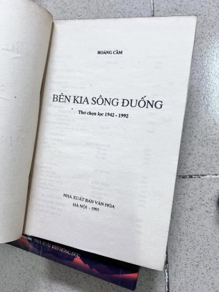 bên kia sông đuống - hoàng cầm