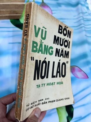 BỐN MƯƠI NĂM NÓI LÁO - VŨ BẰNG