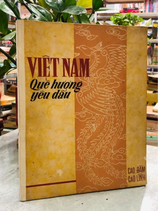 VIỆT NAM QUÊ HƯƠNG YÊU DẤU